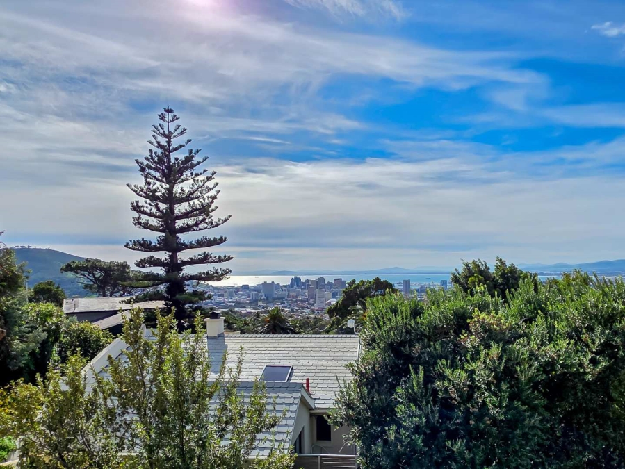 To Let 3 Bedroom Property for Rent in Oranjezicht Western Cape